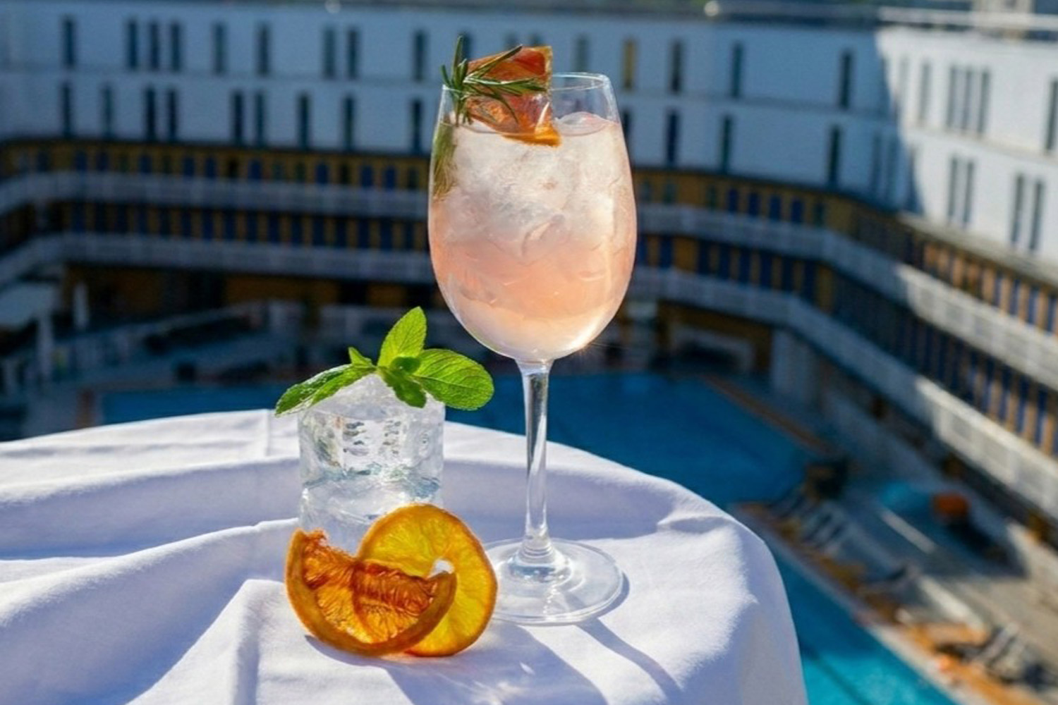 Photographie du Rooftop Bar Molitor